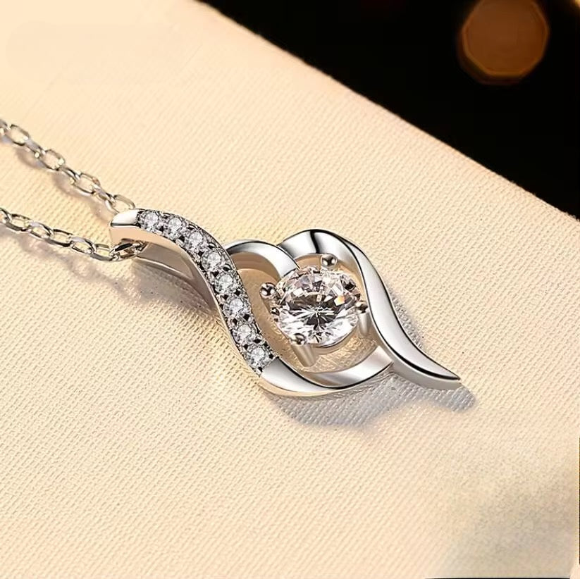 Collar de plata Esterlina 925 y Zircón, modelo colgante de gota de plata, Largo 45 cm.